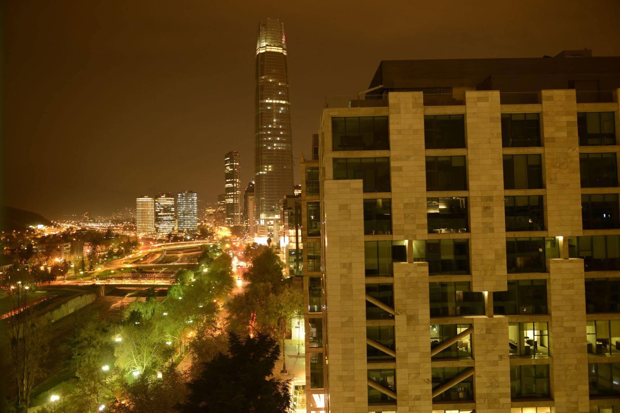 Chilean Suites And Apartment Сантьяго Екстер'єр фото